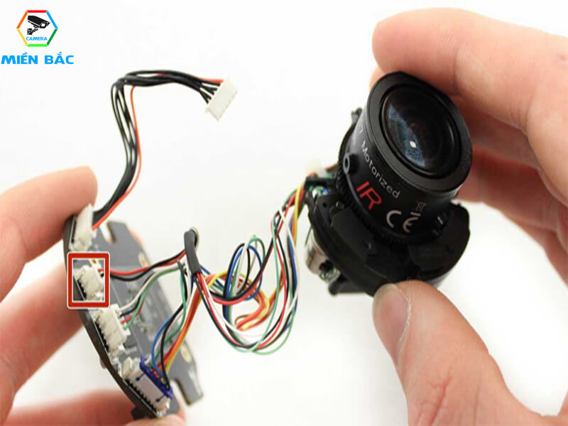 Khắc phục tình trạng camera bị mờ vào ban đêm