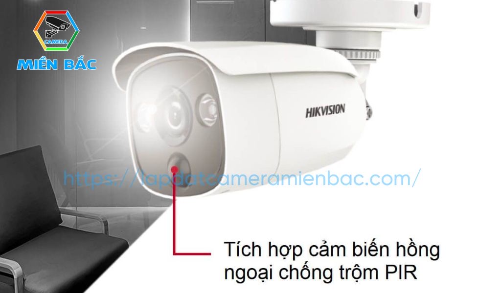 Camera Hikvision DS-2CE12D0T-PIRL