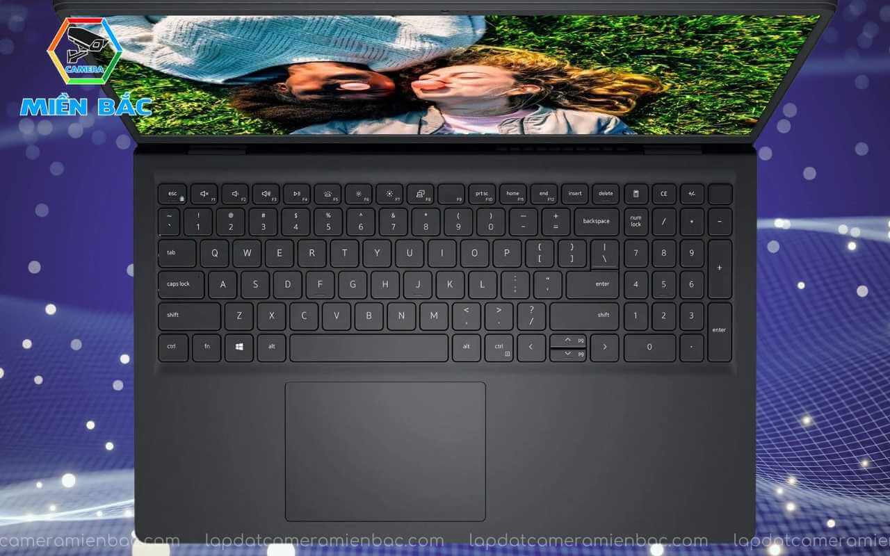 Bàn phím của Dell Vostro 3500 êm ái và có độ chính xác cao